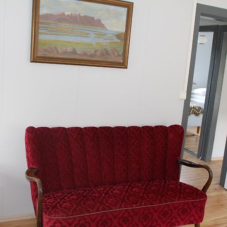 Midhop Guesthouse Thingeyrar Luaran gambar