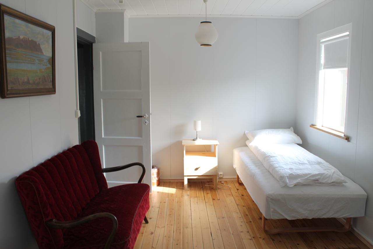 Midhop Guesthouse Thingeyrar Luaran gambar